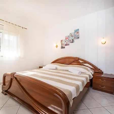 Bistra Apartment Pakostane